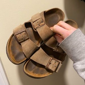 Birkenstocks - women’s Arizona suede sandals - free shipping :)